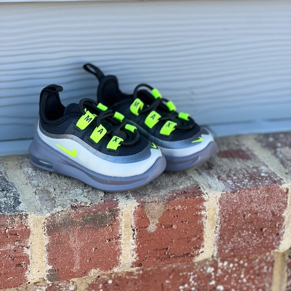 Nike Other - Nike Air Max (Unisex) 2C